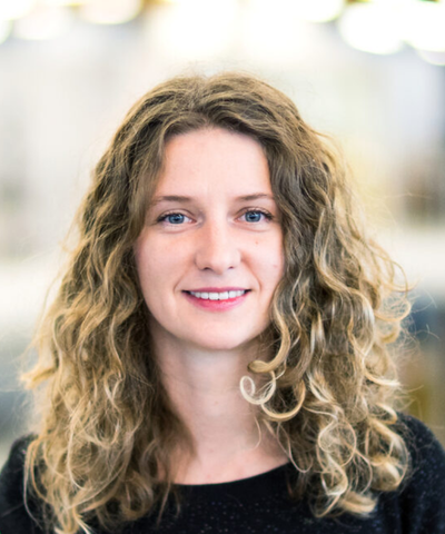 Dr. Mariana Popescu