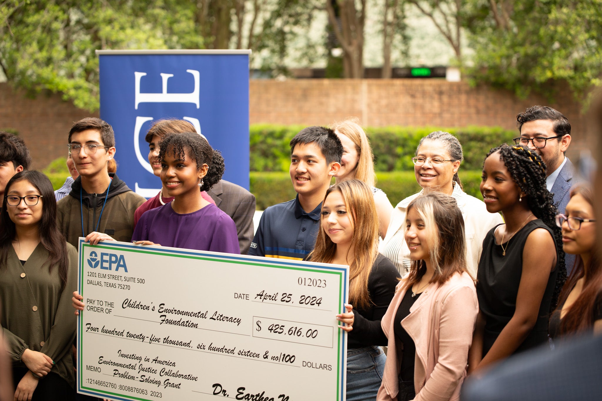 check presentation